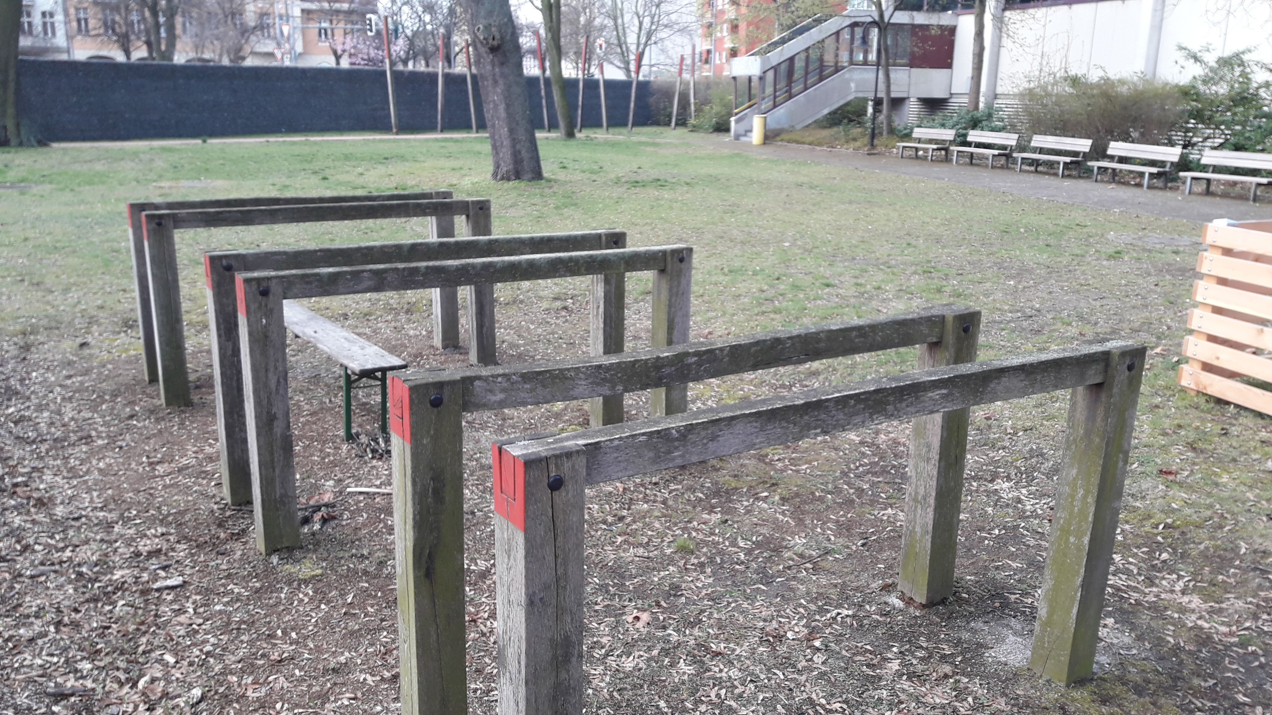 Hangelleiter Calisthenics-Park Claire-Waldoff-Promenade