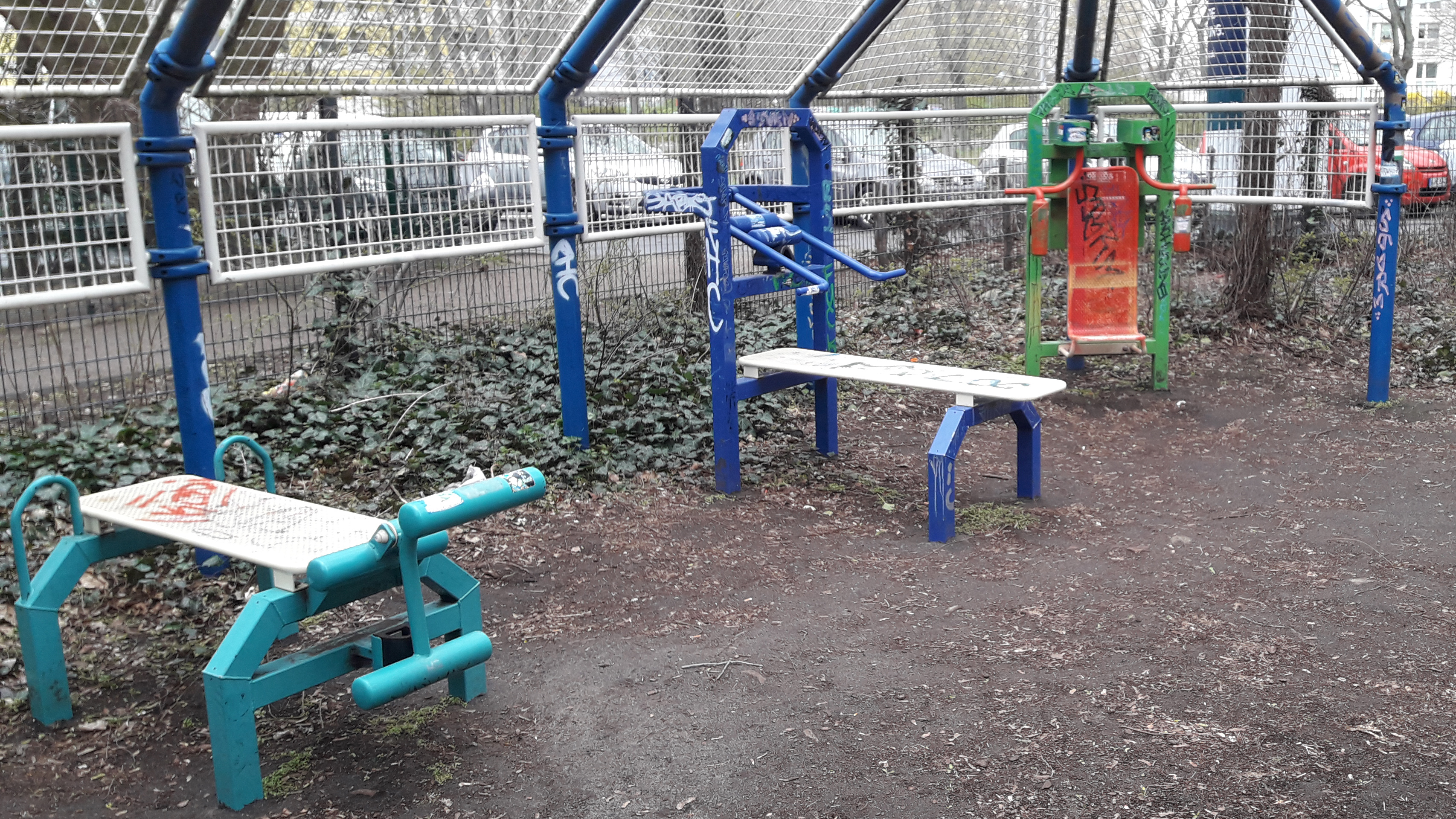 Fitness-Ger&auml;te Calisthenics-Park Lichtenberger Stra&szlig;e